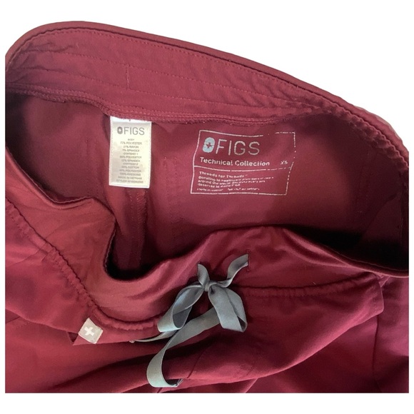 COPY - Figs Technical Collection Scrub Bottoms Pants Burgandy \ XS - Picture 5 of 5